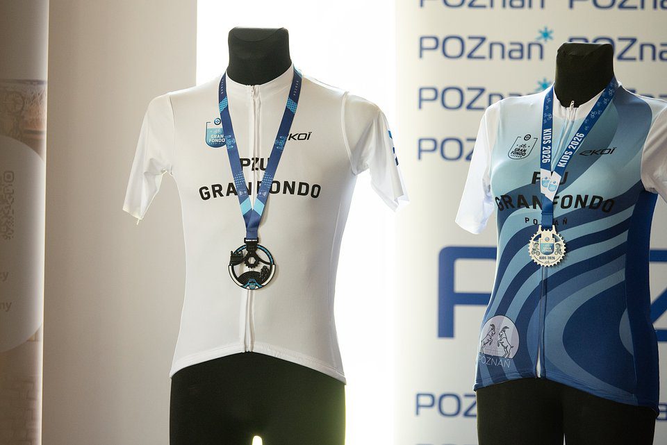 Przystanek Poznań – peleton PZU Gran Fondo dotarł do stolicy Wielkopolski. W niedzielę ruszają wyścigi